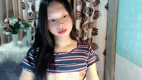 Snapshot of mikaygoddessxx chatting on 11, 3, 2026 Mikay online show from 11, 3, 2026