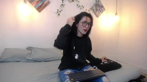 mikaza online show from 5, 6, 2026
