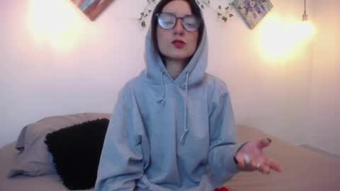 Snapshot of mikazaa_akerman chatting on 25, 4, 2026 mikaza online show from 25, 4, 2026