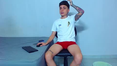 Snapshot of mike777jr chatting on 23, 4, 2026 Mike IMDEPENDIENT MODEL online show from 23, 4, 2026