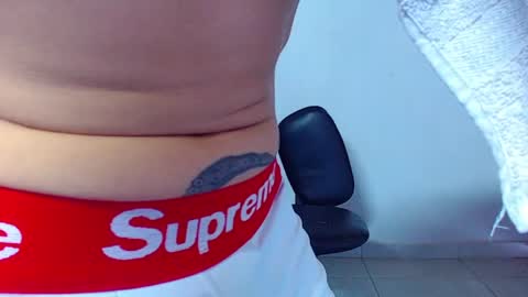 Snapshot of mike777jr chatting on 22, 5, 2026 Mike IMDEPENDIENT MODEL online show from 22, 5, 2026