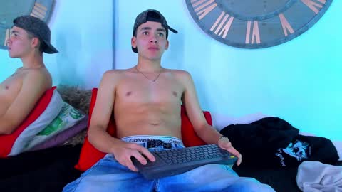 Mike 0233 online show from 15, 12, 2024