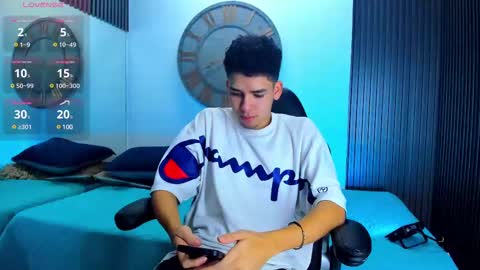 Mike 0233 online show from 13, 2, 2025