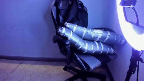 Snapshot of mike_256 chatting on 13, 5, 2026 Mike online show from 13, 5, 2026