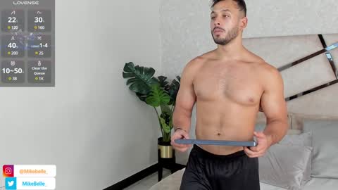 Mike Belle online show from 25, 12, 2024