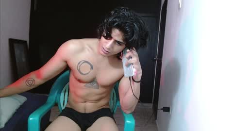 Snapshot of mike_d1030 chatting on 27, 1, 2025 mike_d1030 online show from 27, 1, 2025