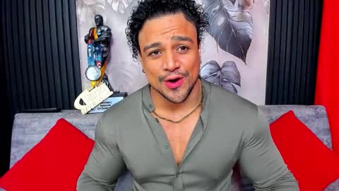   online show from 15, 12, 2025