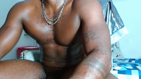 Snapshot of mike_kingcum chatting on 1, 2, 2025 mike online show from 1, 2, 2025