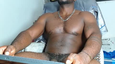 Snapshot of mike_kingcum chatting on 2, 2, 2025 mike online show from 2, 2, 2025