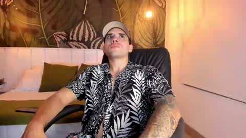 Snapshot of mike_montoya chatting on 17, 10, 2025 Mike Montoya online show from 17, 10, 2025