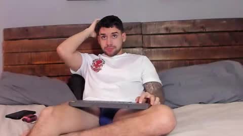 Snapshot of mike_montoya chatting on 18, 1, 2026 Mike Montoya online show from 18, 1, 2026