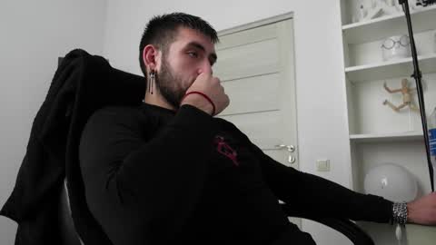 MIKE PLATANO online show from 22, 9, 2025