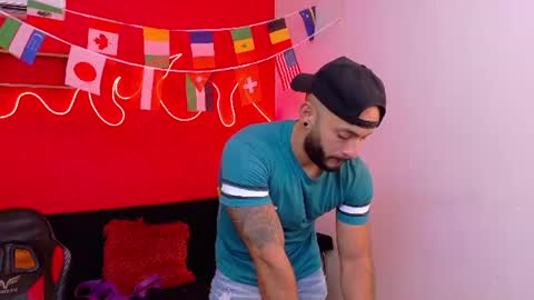 Snapshot of mike_savage3 chatting on 30, 6, 2026 Mike online show from 30, 6, 2026