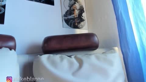 Snapshot of mikeblaree chatting on 29, 11, 2025 mikeblaree online show from 29, 11, 2025