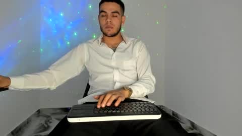 Snapshot of mikee_scooth chatting on 10, 4, 2026 mikee_scooth online show from 10, 4, 2026