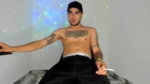 Snapshot of mikee_scooth chatting on 19, 4, 2026 mikee_scooth online show from 19, 4, 2026