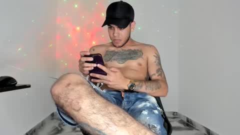 Snapshot of mikee_scooth chatting on 6, 5, 2026 mikee_scooth online show from 6, 5, 2026