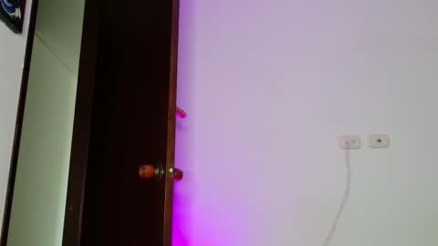 mikegaitan1 online show from 20, 10, 2025