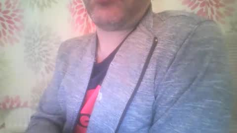 mikehockishuge9 online show from 15, 12, 2025