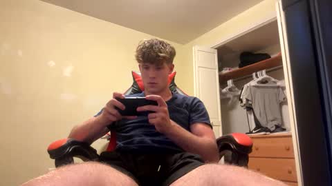 Snapshot of mikeiron126150 chatting on 25, 9, 2025 mikeiron126150 online show from 25, 9, 2025