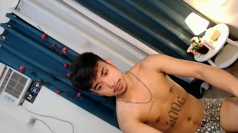 Snapshot of mikel_masterbater chatting on 25, 3, 2026 mikel_masterbater online show from 25, 3, 2026