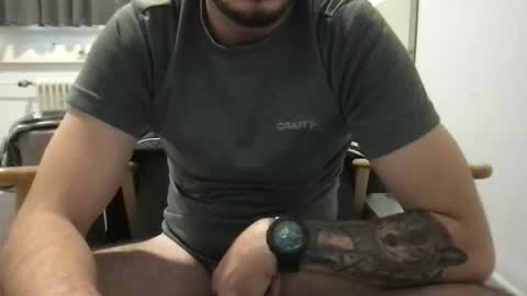 Snapshot of mikenlove1212 chatting on 16, 1, 2026 mikenlove1212 online show from 16, 1, 2026