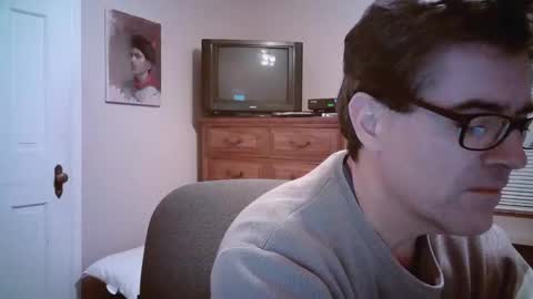 Snapshot of mikewulds chatting on 29, 12, 2024 Mike online show from 29, 12, 2024