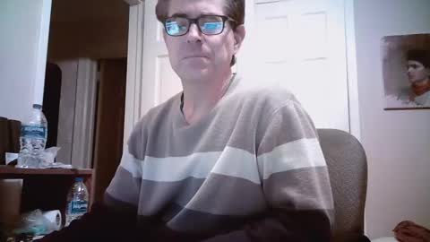 Snapshot of mikewulds chatting on 1, 1, 2025 Mike online show from 1, 1, 2025