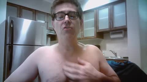 Snapshot of mikewulds chatting on 5, 2, 2025 Mike online show from 5, 2, 2025