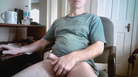 Snapshot of mikewulds chatting on 28, 2, 2025 Mike online show from 28, 2, 2025