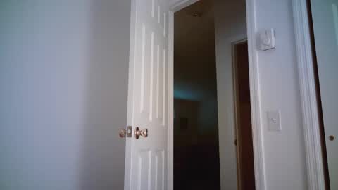 Snapshot of mikewulds chatting on 3, 10, 2025 Mike online show from 3, 10, 2025