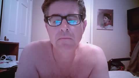 Snapshot of mikewulds chatting on 6, 10, 2025 Mike online show from 6, 10, 2025