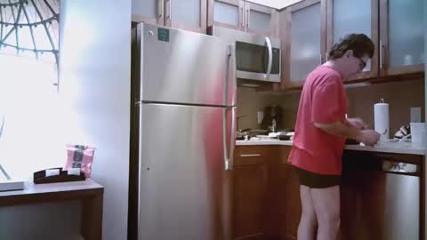 Snapshot of mikewulds chatting on 11, 11, 2025 Mike online show from 11, 11, 2025