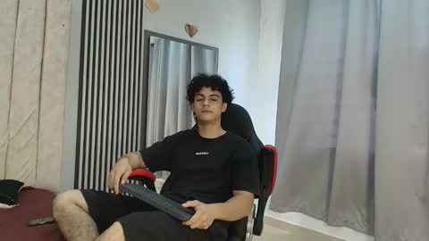 mikey_banji online show from 9, 11, 2025