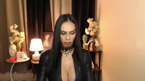 Snapshot of mikeyalawi03 chatting on 30, 1, 2025 Mistress MikeyAlawi online show from 30, 1, 2025