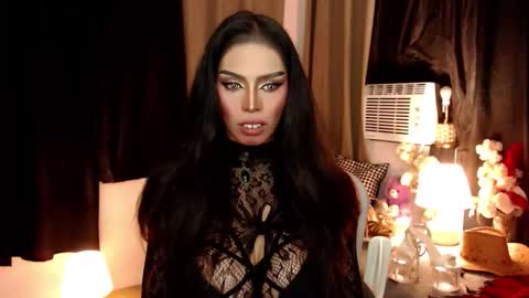 Snapshot of mikeyalawi03 chatting on 27, 10, 2025 Mistress MikeyAlawi online show from 27, 10, 2025