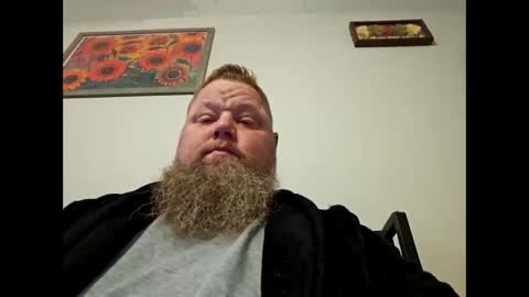 Mikeybanks50 online show from 4, 12, 2025