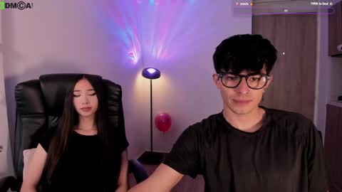 Snapshot of mikeyvioleta chatting on 5, 4, 2026 VIOLETAMIKE online show from 5, 4, 2026