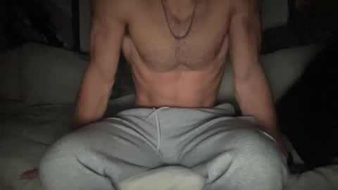 Snapshot of mikeyy2727 chatting on 1, 3, 2026 mikeyy2727 online show from 1, 3, 2026