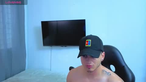 Snapshot of mikke_love chatting on 13, 1, 2026 MIKKE online show from 13, 1, 2026