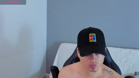 Snapshot of mikke_love chatting on 3, 2, 2026 MIKKE online show from 3, 2, 2026