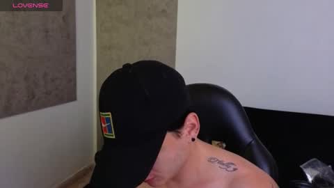 Snapshot of mikke_love chatting on 5, 3, 2026 MIKKE online show from 5, 3, 2026