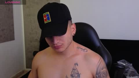 Snapshot of mikke_love chatting on 9, 3, 2026 MIKKE online show from 9, 3, 2026