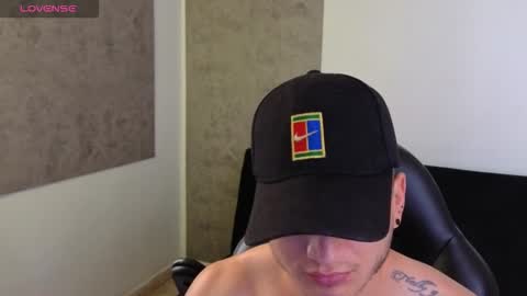 Snapshot of mikke_love chatting on 20, 3, 2026 MIKKE online show from 20, 3, 2026