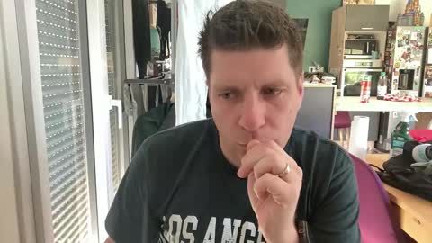 Snapshot of miklp8463 chatting on 10, 3, 2026 miklp8463 online show from 10, 3, 2026