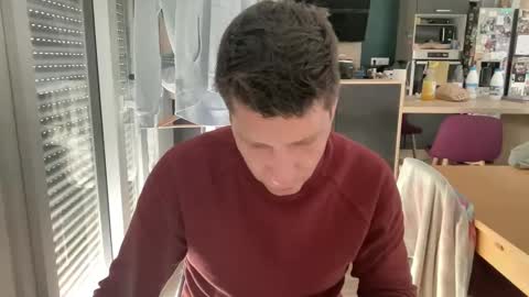 Snapshot of miklp8463 chatting on 16, 3, 2026 miklp8463 online show from 16, 3, 2026