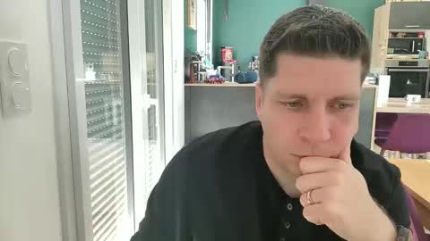 Snapshot of miklp8463 chatting on 31, 3, 2026 miklp8463 online show from 31, 3, 2026