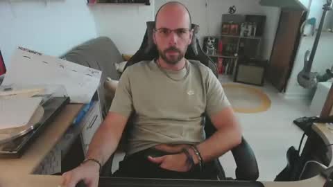 Snapshot of mikmik91 chatting on 8, 6, 2026 mikmik91 online show from 8, 6, 2026