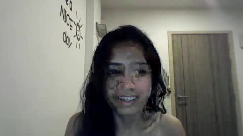 Snapshot of mikonee4u chatting on 7, 11, 2025 MikoNee4u online show from 7, 11, 2025