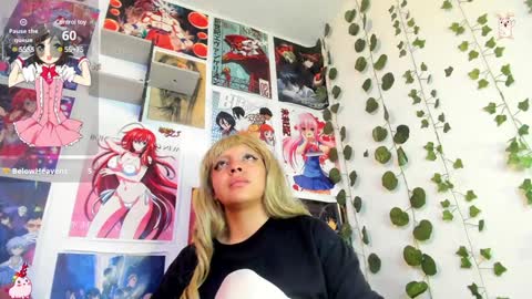 Snapshot of miku_katsuragi chatting on 11, 12, 2024 miku katsuragi online show from 11, 12, 2024